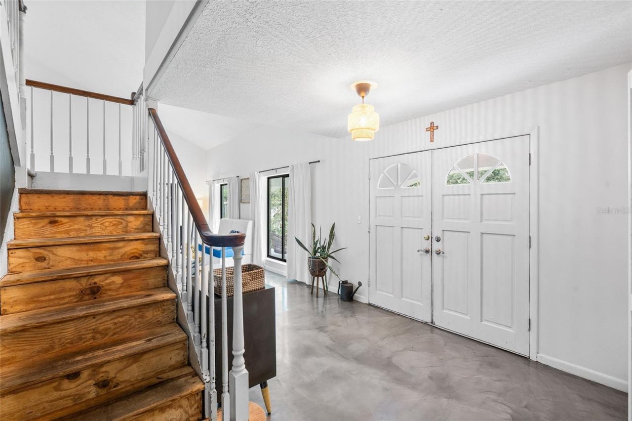 10908 Gillette Avenue, Temple Terrace, FL 33617 Photo
