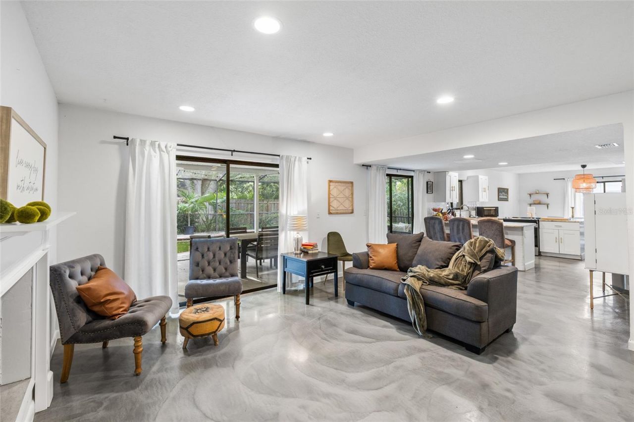 10908 Gillette Avenue, Temple Terrace, FL 33617 Photo