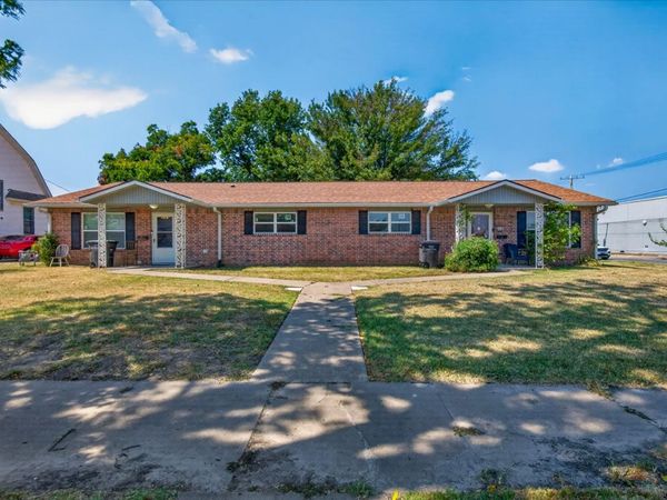 301 S Chickasaw Avenue , Bartlesville, OK 74003