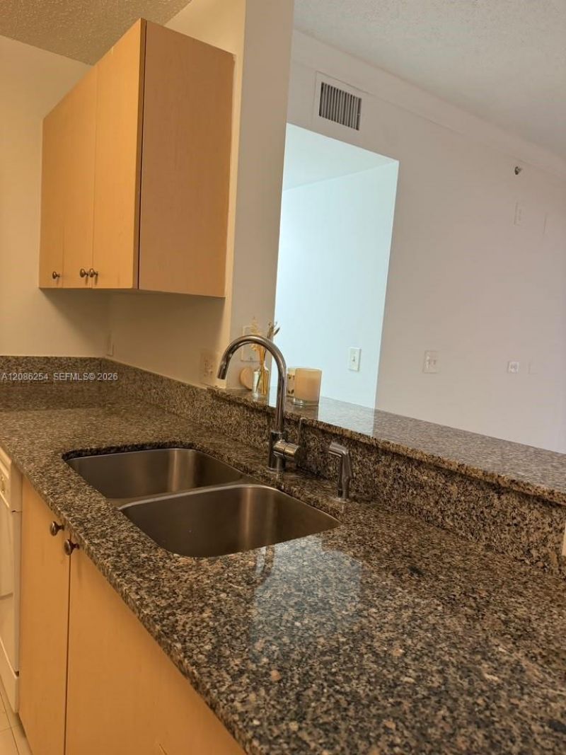 2451 Centergate Dr, Unit 101, Miramar, FL 33025 Photo