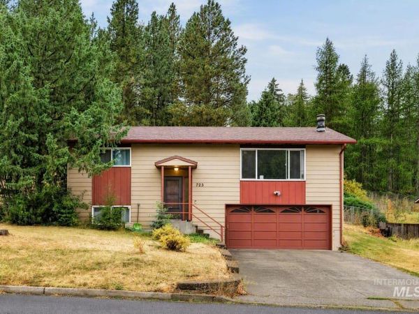 723 E F St., Moscow, ID 83843