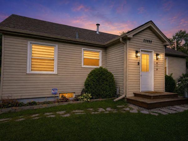25996 W Indian Trail Road , Barrington, IL 60010