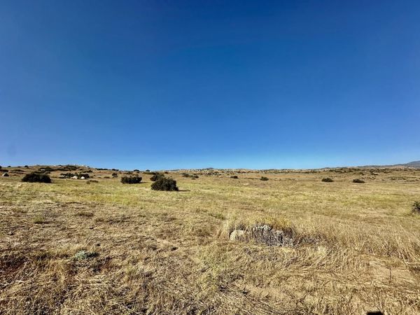 41300 Jojoba Hills Circle, Aguanga, CA 92536