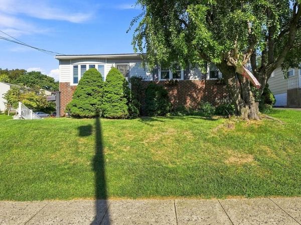 1224 BISHOP AVENUE, ABINGTON, PA 19001