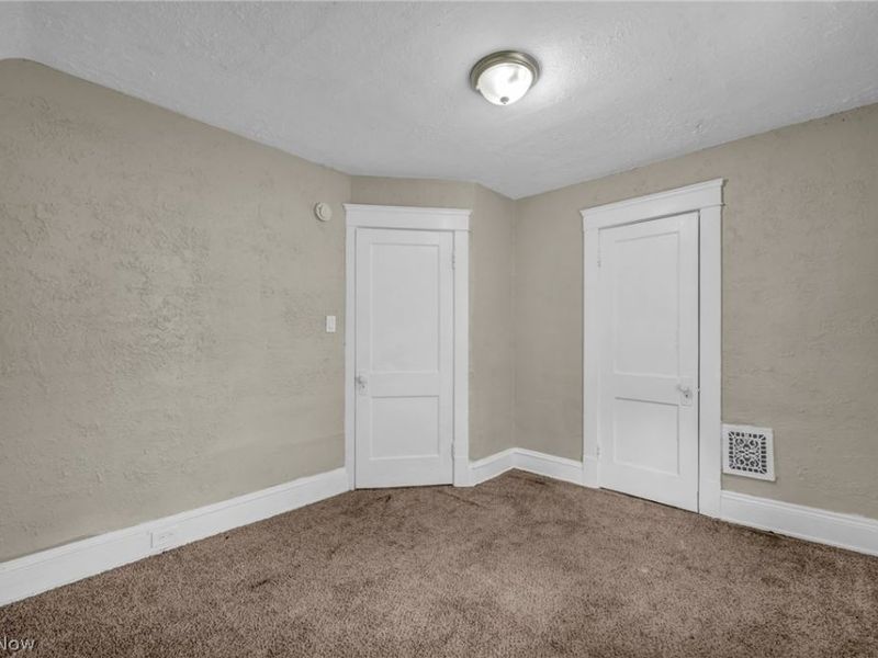 11714 Oakview Avenue, Cleveland, OH 44108 Photo 24