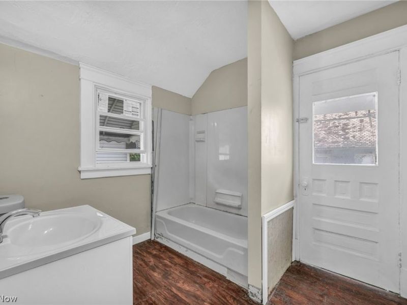 11714 Oakview Avenue, Cleveland, OH 44108 Photo 30