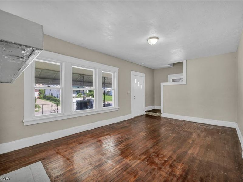 11714 Oakview Avenue, Cleveland, OH 44108 Photo 9