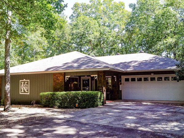 39 Palencia Lane, Hot Springs Village, AR 71909