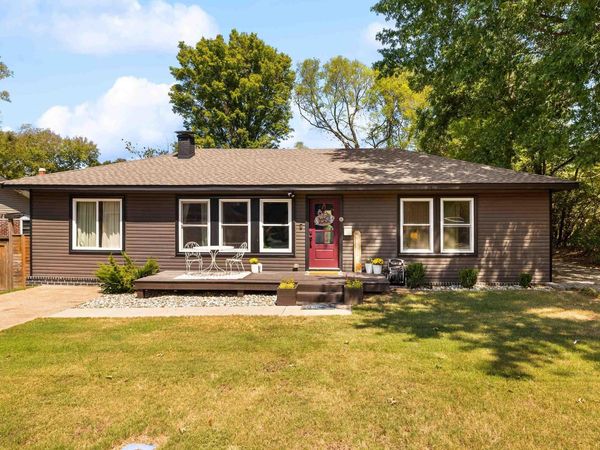 615 W Conway St , Benton, AR 72015