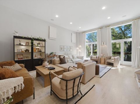 Main Photo