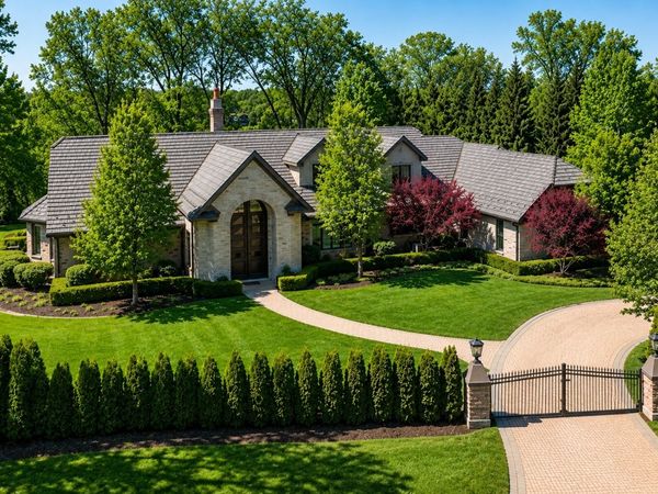 1630 Ridge Road , Highland Park, IL 60035