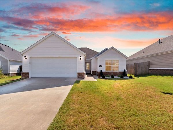 3761 Rockdale Street , Springdale, AR 72764