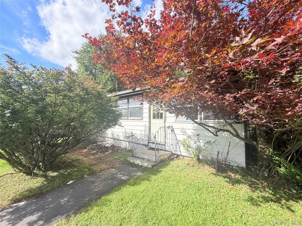 25 Miles , Fallsburg, NY 12733