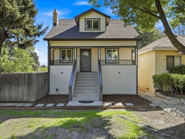 10725 2nd, Hood, CA 95639