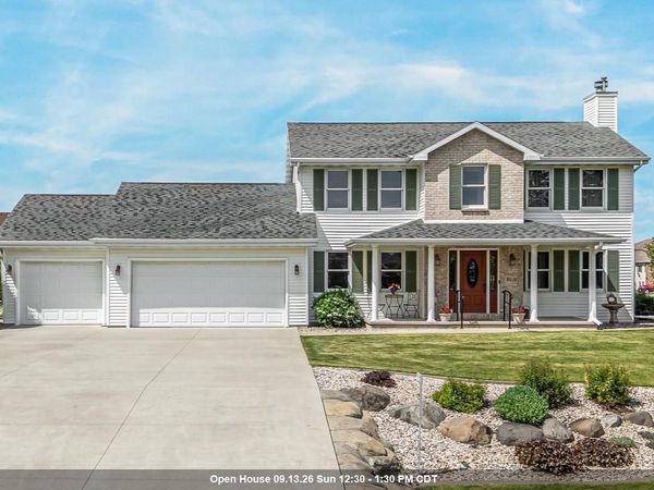 W6108 LONG COURT, Appleton, WI 54914