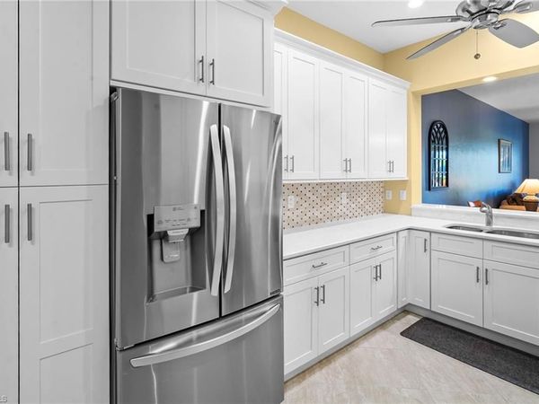 8468 Brittania DR, FORT MYERS, FL 33912