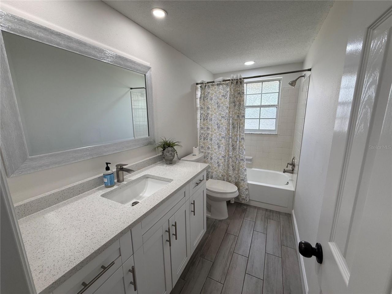 4039 Velarde Lane, Sarasota, FL 34235 Photo