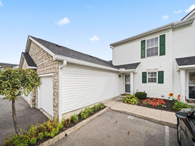 4631 Shalers Drive, Columbus, OH 43228 Photo 2