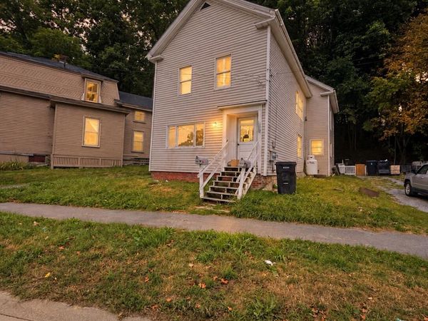 178 Ohio Street , Bangor, ME 04401
