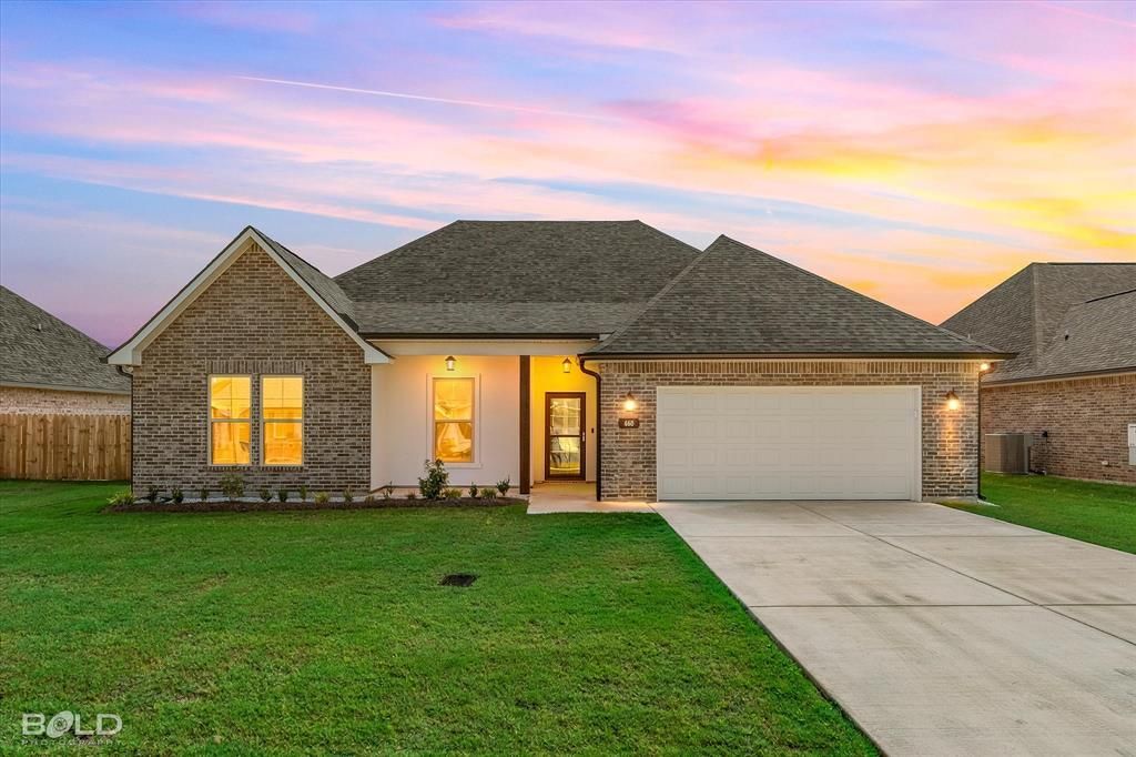 460 Blanchard Loop, Bossier City, LA 71111 Main Photo