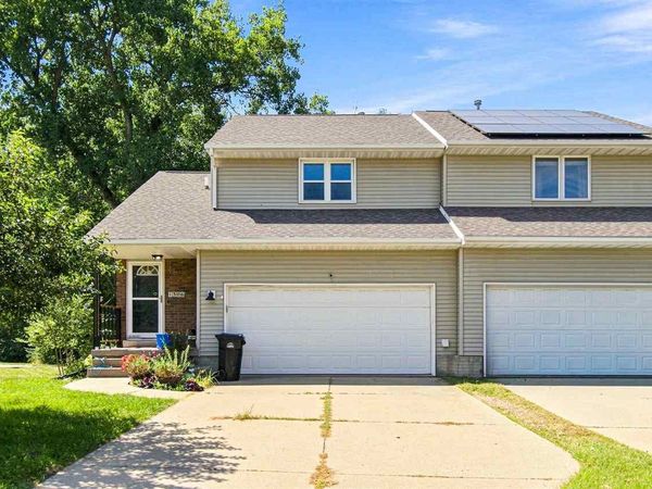 1306 23rd Ave, Coralville, IA 52241
