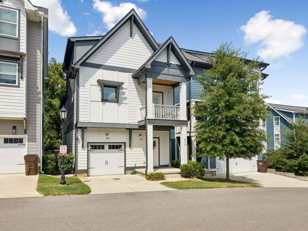 444 Becanni Ln, Nashville, TN 37209