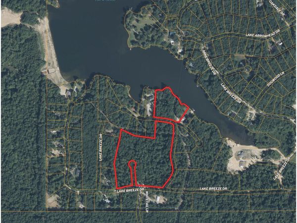 lake breeze drive, Hickory Flat, MS 38633