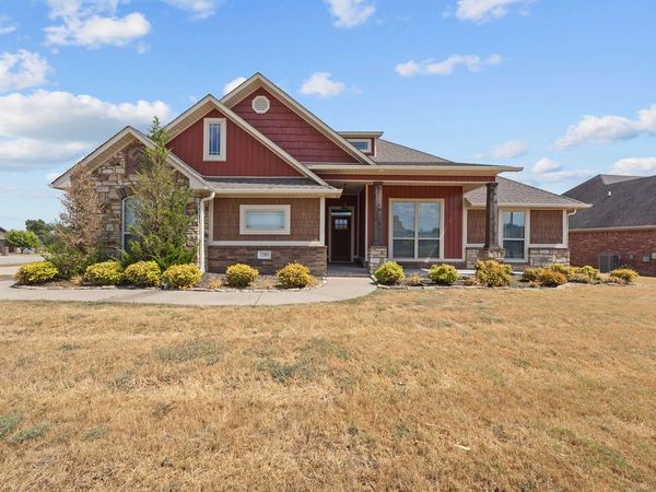 1280 Sundowner Ranch Avenue, Prairie Grove, AR 72753