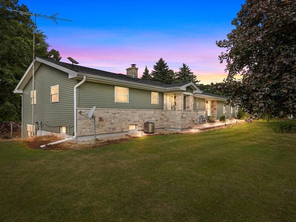 N6004 COUNTY ROAD UU, Fond Du Lac, WI 54937