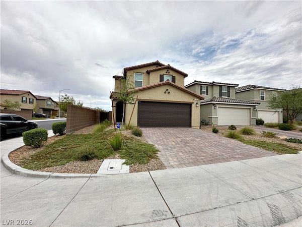 7003 Wildhorse Creek Street , North Las Vegas, NV 89086