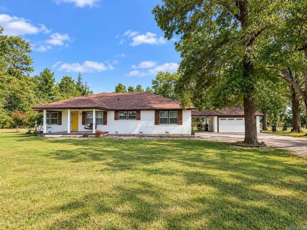 2193 Nevada 18 , Prescott, AR 71857