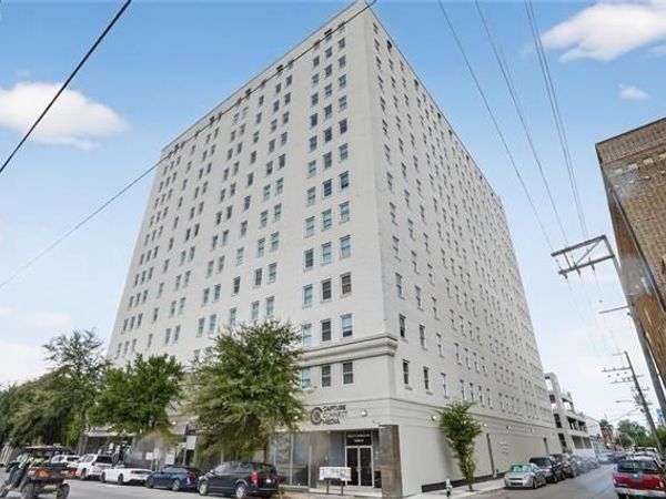 1205 ST CHARLES Avenue, Unit 710, New Orleans, LA 70131