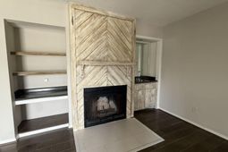 8016 Thelen Street photo 4