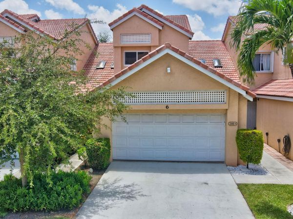 23061 Aqua View, Unit 6, Boca Raton, FL 33433