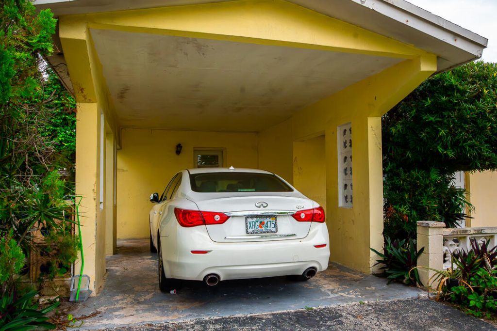 4211 NW 43rd Street, Lauderdale Lakes, FL 33319 Photo
