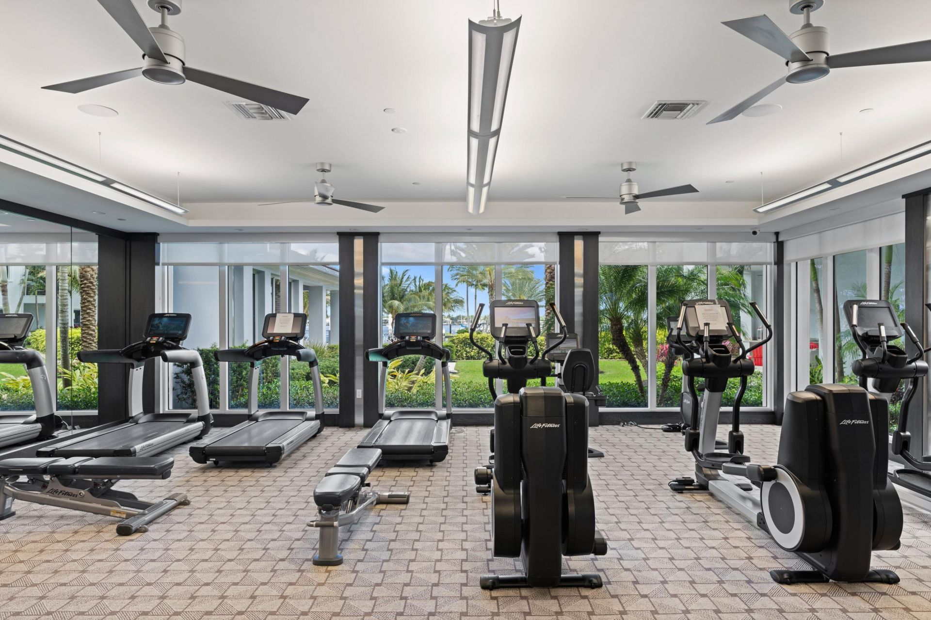 2 Water Club Way, Unit 1204, North Palm Beach, FL 33408 Photo