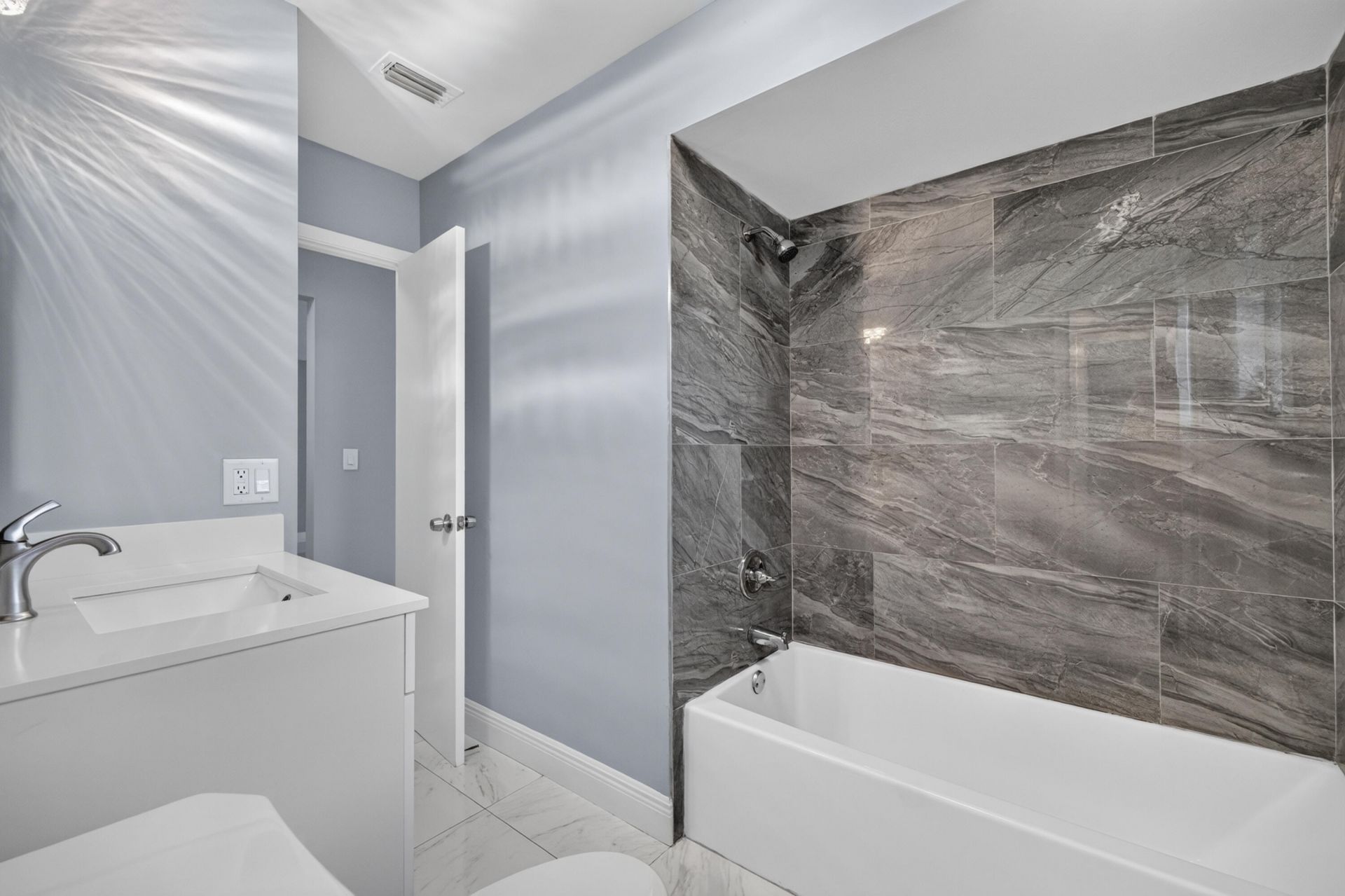 732 SW Ravenswood Lane, Port Saint Lucie, FL 34983 Photo