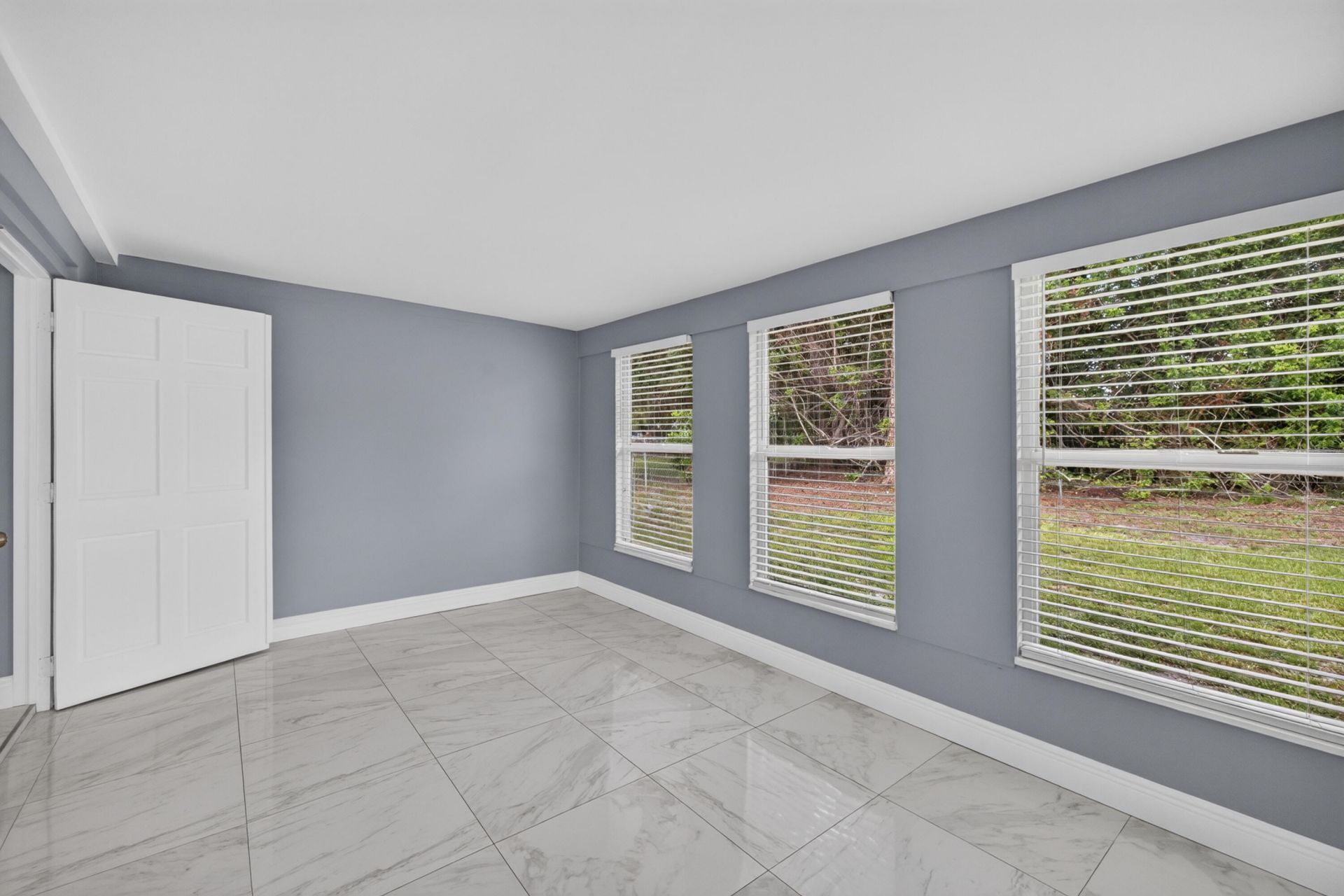 732 SW Ravenswood Lane, Port Saint Lucie, FL 34983 Photo