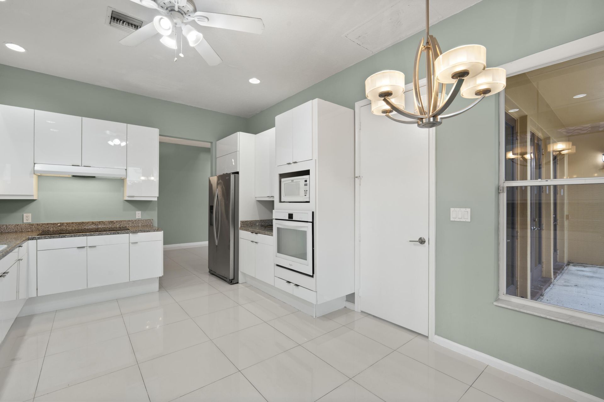 3728 NE 208th Terrace, Aventura, FL 33180 Photo