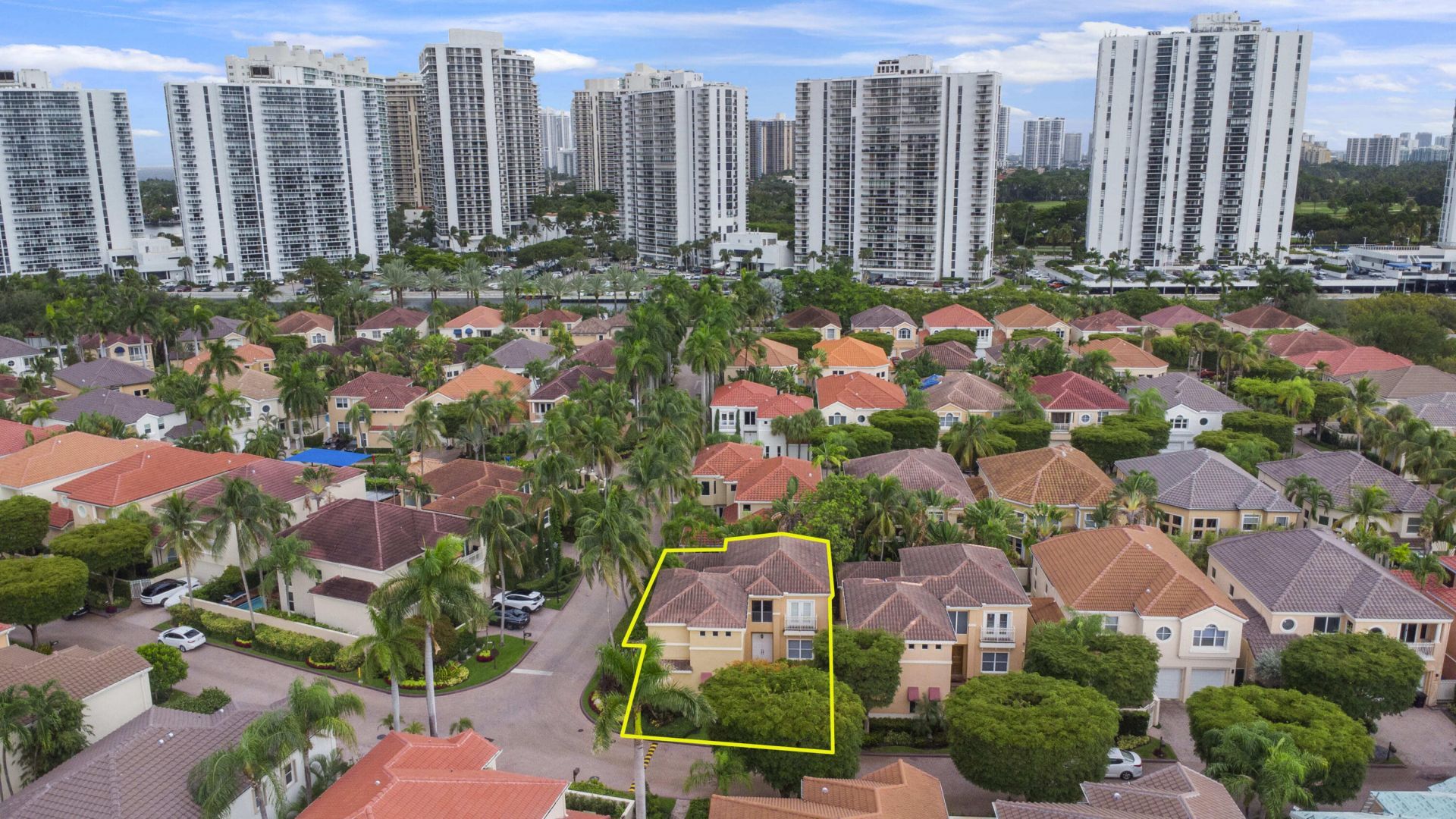 3728 NE 208th Terrace, Aventura, FL 33180 Photo
