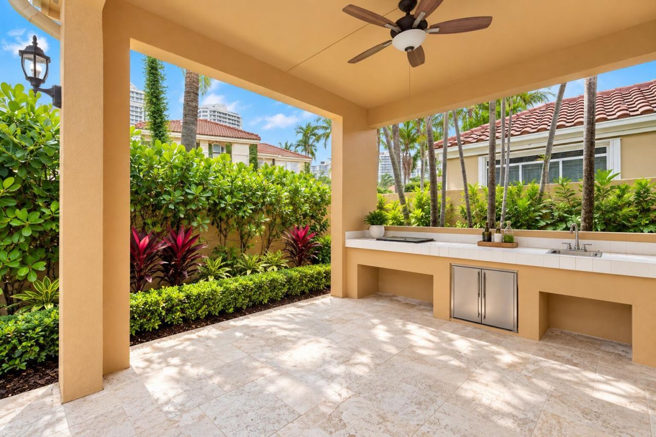 3728 NE 208th Terrace, Aventura, FL 33180 Photo