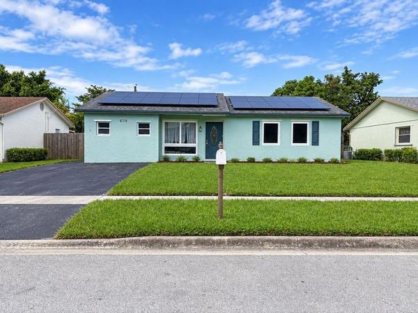 6771 NW 24TH Street, Margate, FL 33063