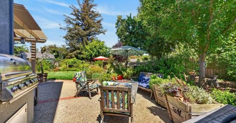 1104 Fong Ct, Folsom, CA 95630 Photo