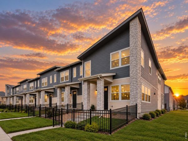 2829 Bear Springs Cir, Longmont, CO 80503