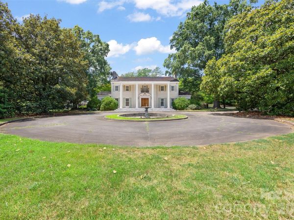 832 Wren Road , Gastonia, NC 28056