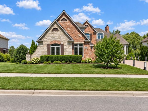 11910 Bates Court, Orland Park, IL 60467