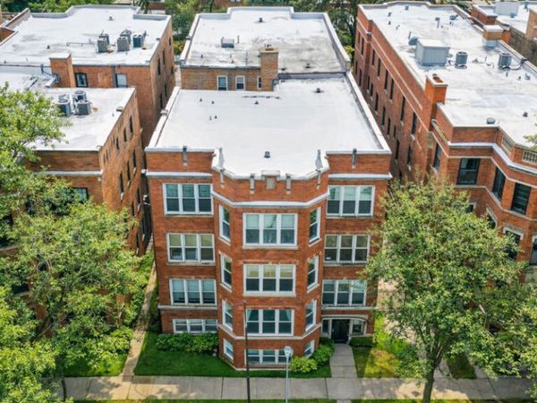 1209 E Madison Park Boulevard, Chicago, IL 60615