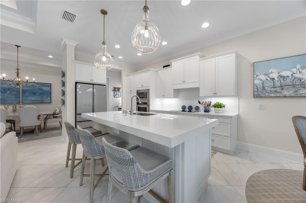 6472 Arriba Ave, Naples, FL 34113 Photo