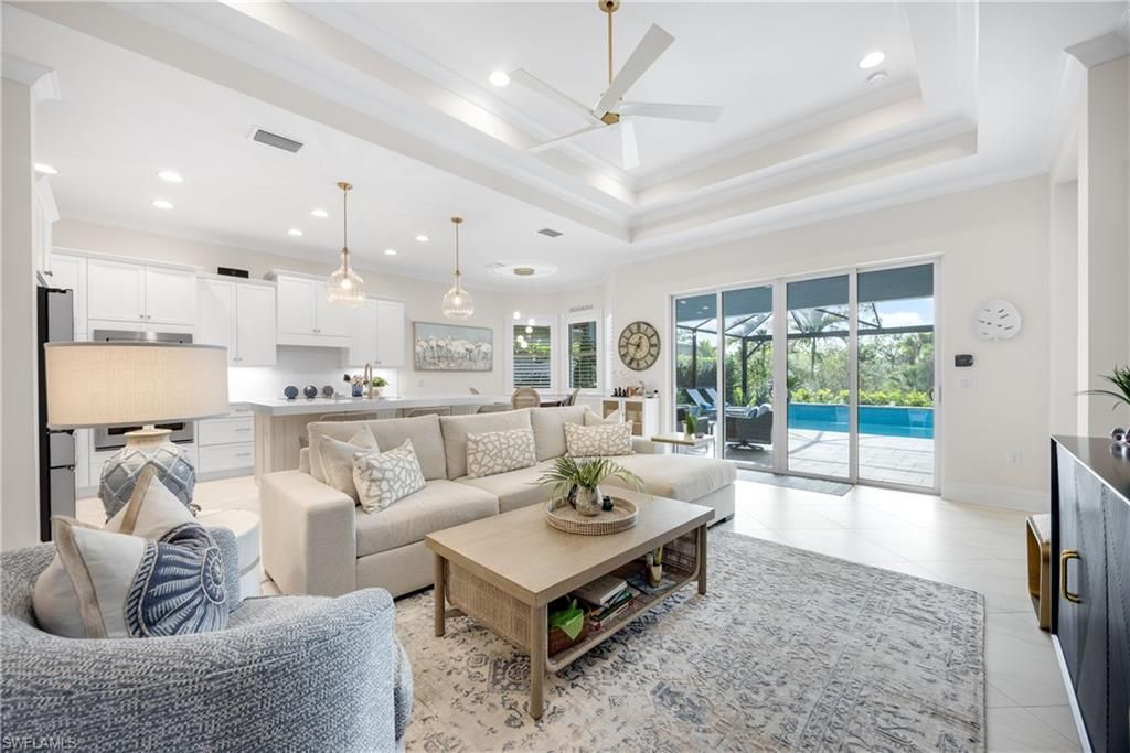 6472 Arriba Ave, Naples, FL 34113 Photo