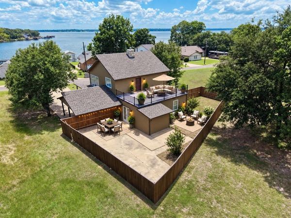 131 San Felipe Drive , Mabank, TX 75156